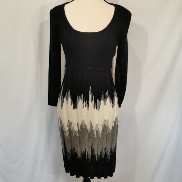 Sandra Darren Long Sleeve Ribbed Sweater Mini Dress - Sz M - Picture 1 of 10